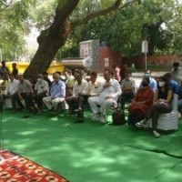 Students evacuated from Ukraine, parents hold protest at Jantar Mantar