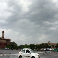 Delhi to get light rain on Wednesday, Thursday