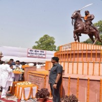 Nitish Kumar pays tribute to Babu Veer Kunwar Singh ahead of Amit Shah's visit