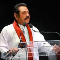 Lankan PM Mahinda reiterates 'won't give up to power'