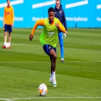 Barca take on Rayo amid Super Cup controversy