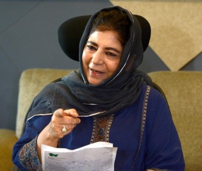 Mehbooba Mufti placed under house arrest Mehbooba Mufti placed under house arrest