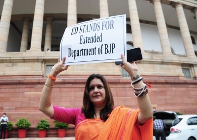 Raut's arrest a 'political conspiracy', attempt to silence opponents: Priyanka Chaturvedi Raut's arrest a 'political conspiracy', attempt to silence opponents: Priyanka Chaturvedi