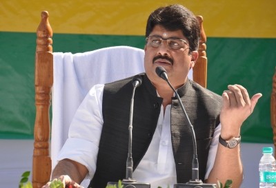 UP: Raja Bhaiyya's father to be released from house arrest UP: Raja Bhaiyya's father to be released from house arrest