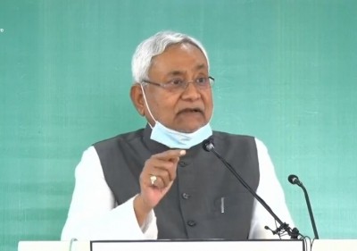 Nitish Kumar to meet Bihar Guv at 2 pm