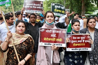 Gujarat youth Congress slams Centre over inflation, unemployment Gujarat youth Congress slams Centre over inflation, unemployment