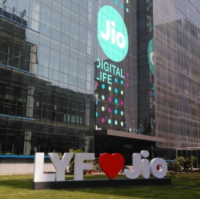 First-mover advantage: Jio better placed than peers to offer differentiated service First-mover advantage: Jio better placed than peers to offer differentiated service