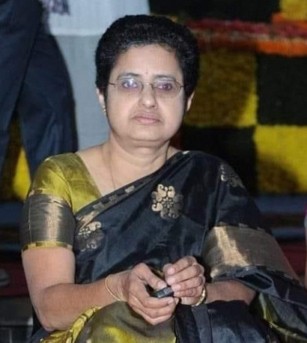 NTR's daughter Uma Maheswari dies by suicide