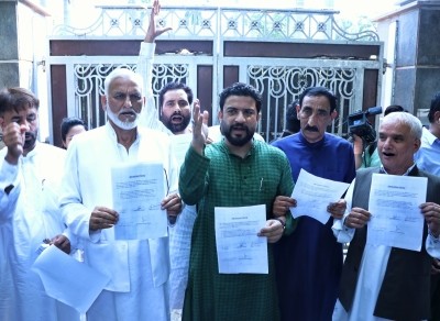 Several senior Congress leaders in J&K resign after Azad quits Several senior Congress leaders in J&K resign after Azad quits