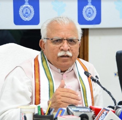 No one can force ration card holders to buy national flag: Haryana CM