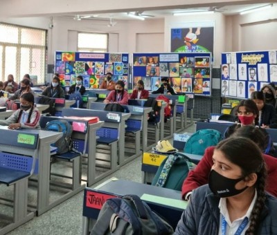 Delhi govt school student injured after fan falls on her in classroom