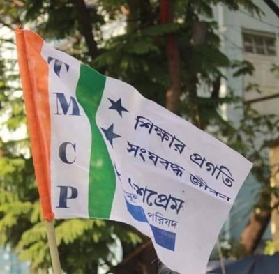 On 25th anniv, Trinamool Cong likely to reduce upper age limit for students' wing On 25th anniv, Trinamool Cong likely to reduce upper age limit for students' wing