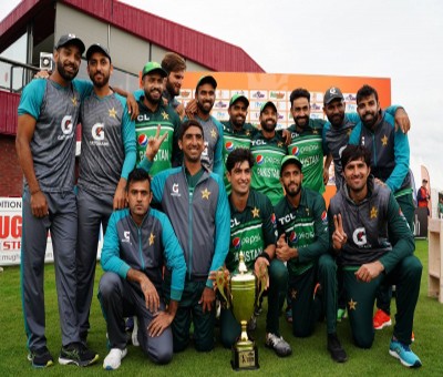 3rd ODI: Pakistan survive Netherlands scare to register 9-run win, clinch series 3-0 3rd ODI: Pakistan survive Netherlands scare to register 9-run win, clinch series 3-0