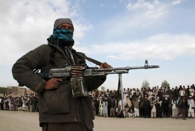 Pak army top brass hints at tougher approach against TTP