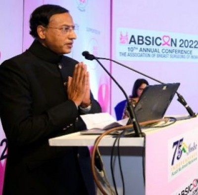 'Every 8 minutes, a woman succumbs to breast cancer in India' 'Every 8 minutes, a woman succumbs to breast cancer in India'