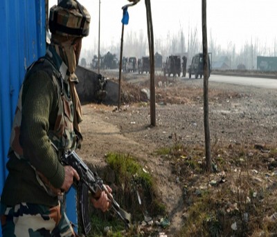 Terrorists escape after exchange of gunfire in J&K's Shopian