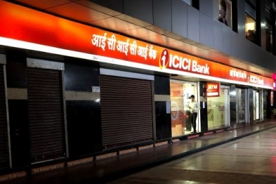 ICICI Bank market-cap hit Rs 6 lakh cr, stock rises record high ICICI Bank market-cap hit Rs 6 lakh cr, stock rises record high