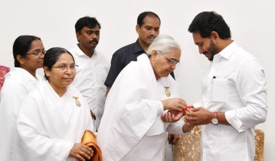 Andhra women ministers tie Rakhi to CM Jagan