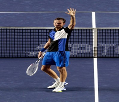 Medvedev gets the better of Dutchman van de Zandschulp to advance in Cincinnati Medvedev gets the better of Dutchman van de Zandschulp to advance in Cincinnati