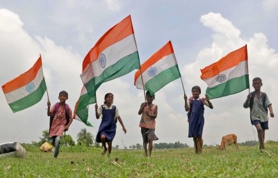 Har Ghar Tiranga: NIDF, Chandigarh University create Guinness World Record for largest human image of waving national flag Har Ghar Tiranga: NIDF, Chandigarh University create Guinness World Record for largest human image of waving national flag
