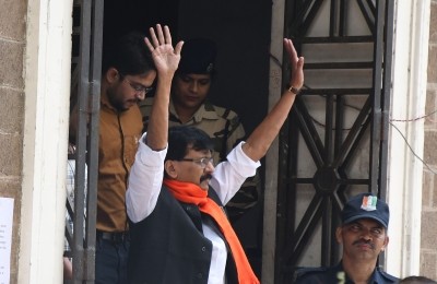 Court extends Sanjay Raut's ED custody till Aug 8; wife summoned Court extends Sanjay Raut's ED custody till Aug 8; wife summoned