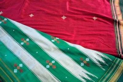 TN to commence production of Pongal sarees, dhotis soon TN to commence production of Pongal sarees, dhotis soon