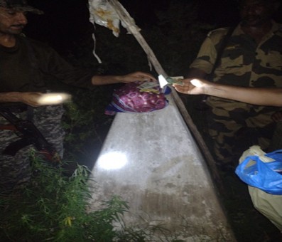 BSF repatriates 2 Pak nationals to their country BSF repatriates 2 Pak nationals to their country
