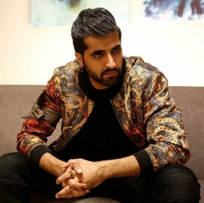 Akshay Oberoi says he enjoyed playing bisexual antagonist in 'Flesh' Akshay Oberoi says he enjoyed playing bisexual antagonist in 'Flesh'