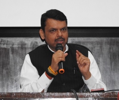 Wrong, unjust to felicitate accused in criminal cases: Fadnavis