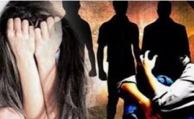 Woman molested by five youths in busy marketplace in UP