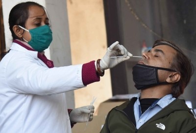 Delhi reports 1,227 fresh Covid cases; 8 deaths Delhi reports 1,227 fresh Covid cases; 8 deaths