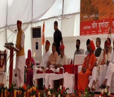 Rajnath Singh unveils Veer Durgadas' statue in Jodhpur Rajnath Singh unveils Veer Durgadas' statue in Jodhpur