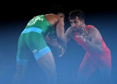 CWG 2022: 19-yr-old Indian grappler Naveen bags gold, beats Pakistan's Muhammad Sharif Tahir CWG 2022: 19-yr-old Indian grappler Naveen bags gold, beats Pakistan's Muhammad Sharif Tahir