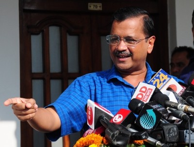 Will bring confidence motion in Assembly to show no defection in party: Kejriwal Will bring confidence motion in Assembly to show no defection in party: Kejriwal