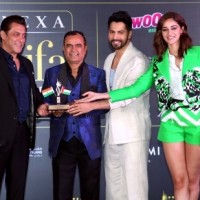 Outdoor media mogul presented IIFA trophy by Salman, Varun, Ananya