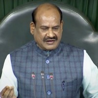 After Oppn assures not to bring placards into House, LS Speaker withdraws suspension of 4 MPs