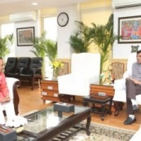 Polarity in Gujarat against of politicising education, Bharat Mata pujan in schools opposed