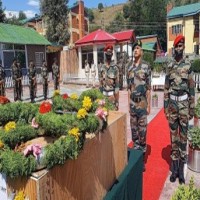 Army pays homage to fallen canine
