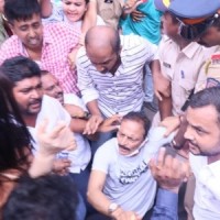 Maha: Congress leaders detained during protest near Raj Bhavan