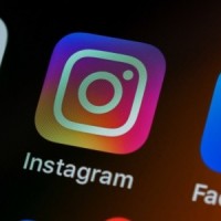 Instagram now to soon test ultra tall photos