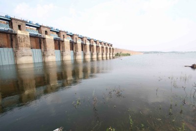 Gates of Hyderabad's Himayat Sagar reservoir opened Gates of Hyderabad's Himayat Sagar reservoir opened