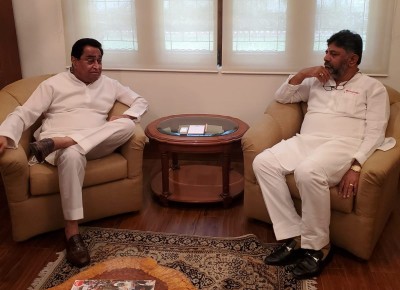 Congress' K'taka, MP chiefs discuss Covid 'mismanagement' by BJP Congress' K'taka, MP chiefs discuss Covid 'mismanagement' by BJP