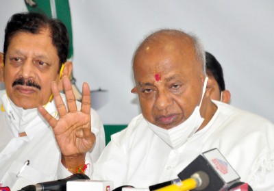 JD-S to launch agitation over pending water disputes: Deve Gowda JD-S to launch agitation over pending water disputes: Deve Gowda