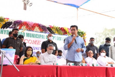 KTR inaugurates 288 flats under 'dignity housing scheme' in Hyd KTR inaugurates 288 flats under 'dignity housing scheme' in Hyd