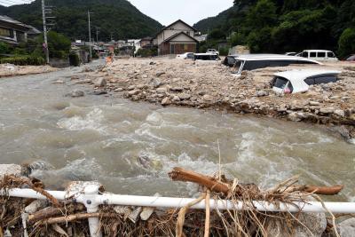 Heavy rain lashes Japan, leaves 1 person dead Heavy rain lashes Japan, leaves 1 person dead