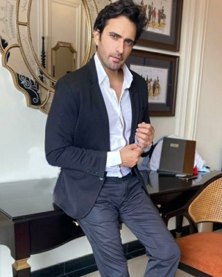 Deepak Wadhwa to play 'no-nonsense' cop in 'Manohar Kahaniyan' Deepak Wadhwa to play 'no-nonsense' cop in 'Manohar Kahaniyan'