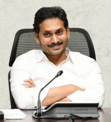 Prioritise inoculating teachers: Jagan Prioritise inoculating teachers: Jagan