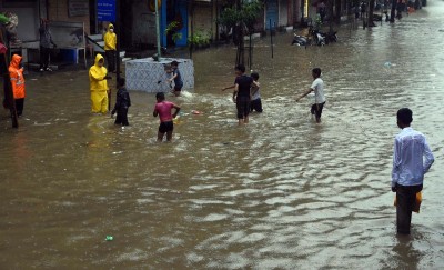 Flood relief: Maha approves Rs 11,500 cr aid package Flood relief: Maha approves Rs 11,500 cr aid package