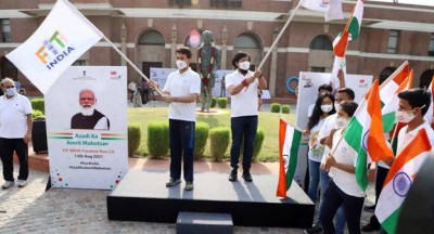 Thakur launches Fit India Freedom Run 2.0 to celebrate 75 years of Independence Thakur launches Fit India Freedom Run 2.0 to celebrate 75 years of Independence
