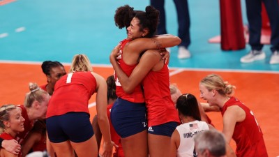 US sweep Brazil to win their first women's Olympic volleyball gold US sweep Brazil to win their first women's Olympic volleyball gold